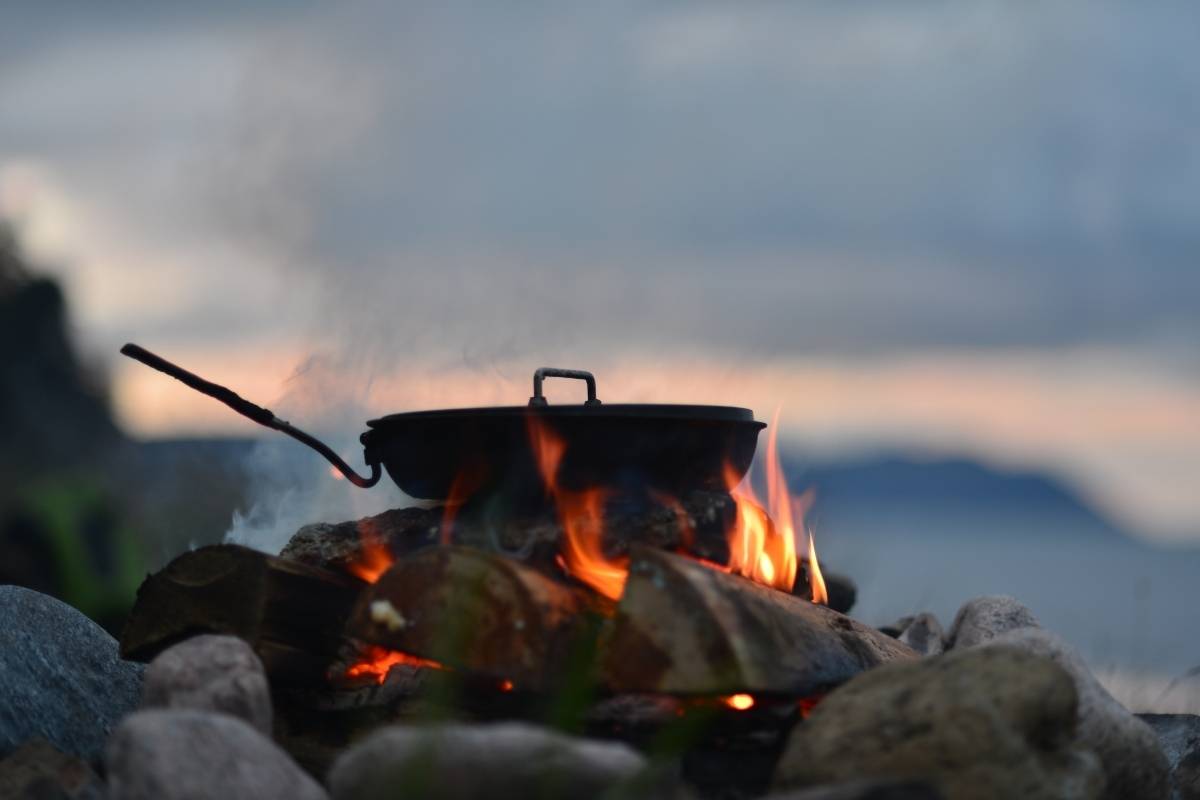 camp cooking in the wild
